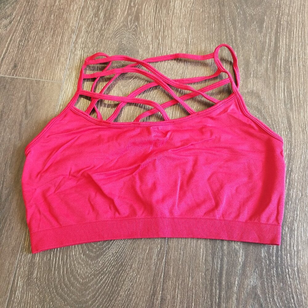 Seamless Strappy Sports Bra - Hot Pink